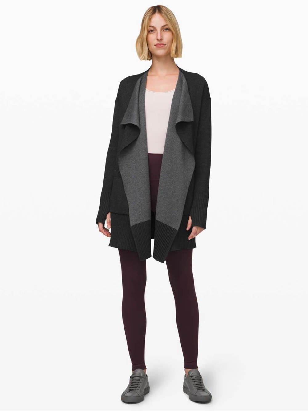 Lululemon Still Lotus Wrap *Reversible
Heathered Black / Heathered Titanium